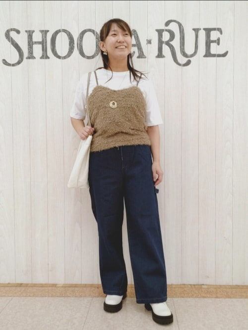 セール】【2点セット】秋冬も活躍 フェイクファービスチェ×Tシャツ