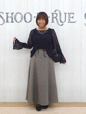 「SHOO・LA・RUE（シューラルー）のレースで華やかに映える 旬な透け感の レースシャーリングトップス（Tシャツ/カットソー、ブラック系）」を使った、とろろさん（レディース・153cm）の夏コーディネート