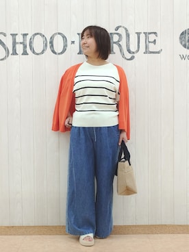 「SHOO・LA・RUE（シューラルー）の【ひんやり/洗濯機可/S-LL】オンにもオフにも マルチに使えるボタンレスカーディガン（カーディガン/ボレロ、オレンジ系）」を使った、とろろさん（レディース・153cm）の夏コーディネート