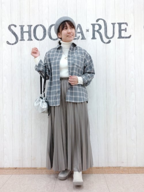 セール】微光沢で華やか レザー調プリーツスカート（スカート）｜Cutie