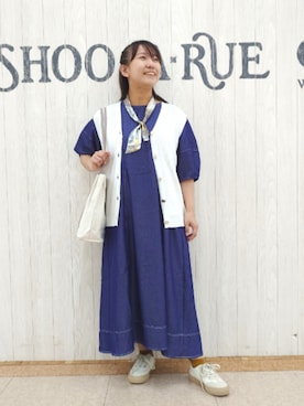 「アイテム（バンダナ/スカーフ）」を使った、とろろさん（レディース・153cm）の秋コーディネート