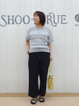 「SHOO・LA・RUE（シューラルー）の【毎日洗える/ひんやり/UV/S-LL】二の腕隠れる さらっとドルマン半袖ニット（ニット/セーター、グレー系）」を使った、とろろさん（レディース・153cm）の夏コーディネート