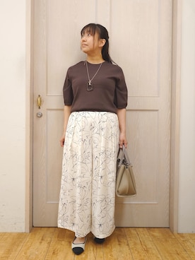 「SHOO・LA・RUE（シューラルー）の【毎日洗える/S-LL/ひんやり/UV】上半身すっきり 二の腕見せない5分袖ニット（ニット/セーター、ブラウン系）」を使った、とろろさん（レディース・153cm）の春コーディネート