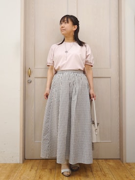 「SHOO・LA・RUE（シューラルー）の【ひんやり/洗濯後しわになりにくい】インせず着られる さらっとタッチのドルマンブラウス（シャツ/ブラウス、ピンク系）」を使った、とろろさん（レディース・153cm）の夏コーディネート