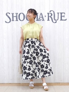「SHOO・LA・RUE（シューラルー）のアイテム」を使った、とろろさん（レディース・153cm）の秋コーディネート