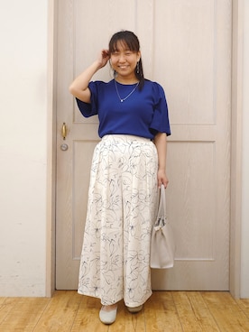 「SHOO・LA・RUE（シューラルー）の【毎日洗える/S-LL】ひらり袖で大人フェミニン 二の腕が隠れる5分袖ニット（ニット/セーター、ブルー系）」を使った、とろろさん（レディース・153cm）の春コーディネート
