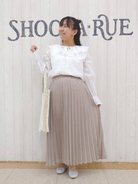「アイテム（その他シューズ、グレー系）」を使った、とろろさん（レディース・153cm）の春コーディネート