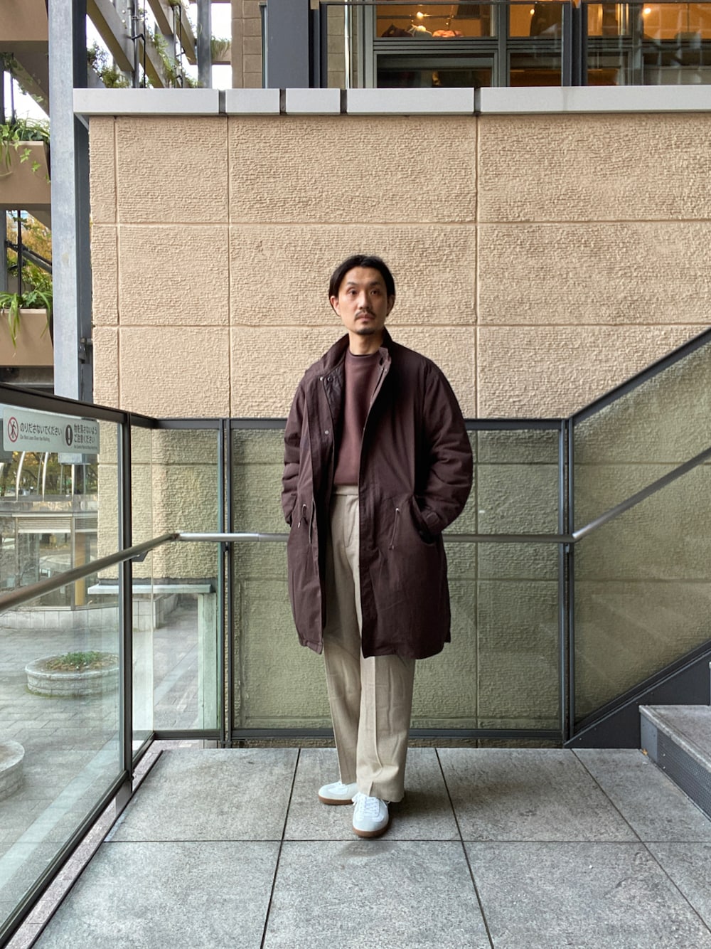 「スウェット、モッズコート、FORK&SPOON、URBAN RESEARCH DOORS、URBAN RESEARCH DOORS MENS、GERMAN TRAINER、フラノパンツ、PATRICK×DOORS」｜「FORK&SPOONのFORK&SPOON　モッズコート（モッズコート、ブラウン系）」を使った、tsubakiさん（メンズ・178cm）の秋コーディネートの1枚目の写真