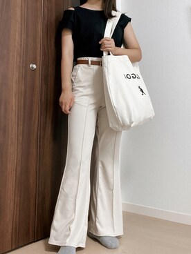 「しまむら（シマムラ）のボンチフレアパンツ（パンツ、ベージュ系）」を使った、star🌟さん（レディース・157cm）の夏コーディネート
