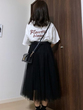 「しまむら（シマムラ）のチェーン刺繍ロゴT（Tシャツ/カットソー、ホワイト系）」を使った、star🌟さん（レディース・157cm）の夏コーディネート