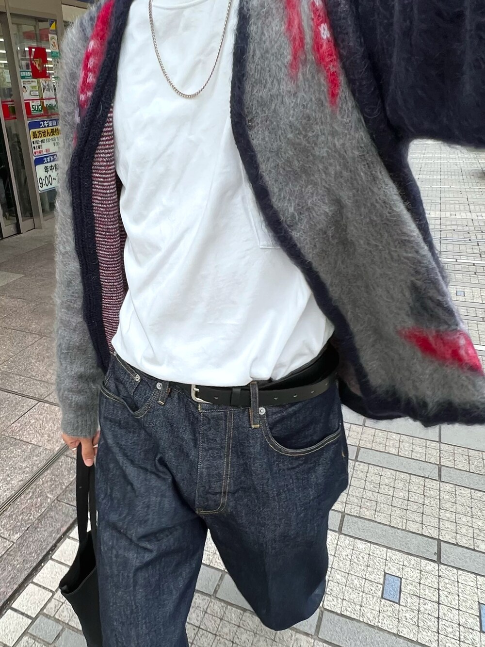 「秋コーデ、NEEDLES、mohairknit、AURALEE、UNIQLO U、RAGEBLUE、Junred、LAKOLE、NIKE、sacai、blazer  low、モヘアカーディガン」｜「AURALEEのAURALEE / ハードツイストデニム（デニムパンツ、ブルー系）」を使った、kenta7303kunさん（メンズ・185cm）の秋コーディネートの1枚目の写真