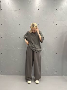 「WHITELAND（ホワイトランド）のアイテム（スウェットパンツ）」を使った、JYO KAさん（レディース・168cm）の春コーディネート