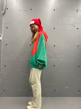 「charles jeffrey（チャールズジェフリー）のアイテム（帽子）」を使った、JYO KAさん（レディース・168cm）の秋コーディネート