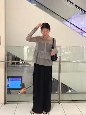 「アイテム（シュシュ）」を使った、古賀晴香さん（レディース・158cm）の夏コーディネート