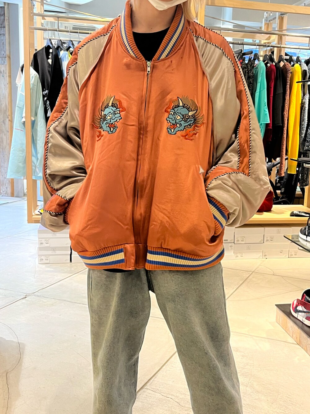 「今日のコーデ、大人コーデ、春服、きれいめカジュアル、ootd、ワイドデニム」｜「el condcuterのアイテム（ジャケット/アウター、オレンジ系）」を使った、hayato0717さん（メンズ・175cm）の春コーディネートの1枚目の写真