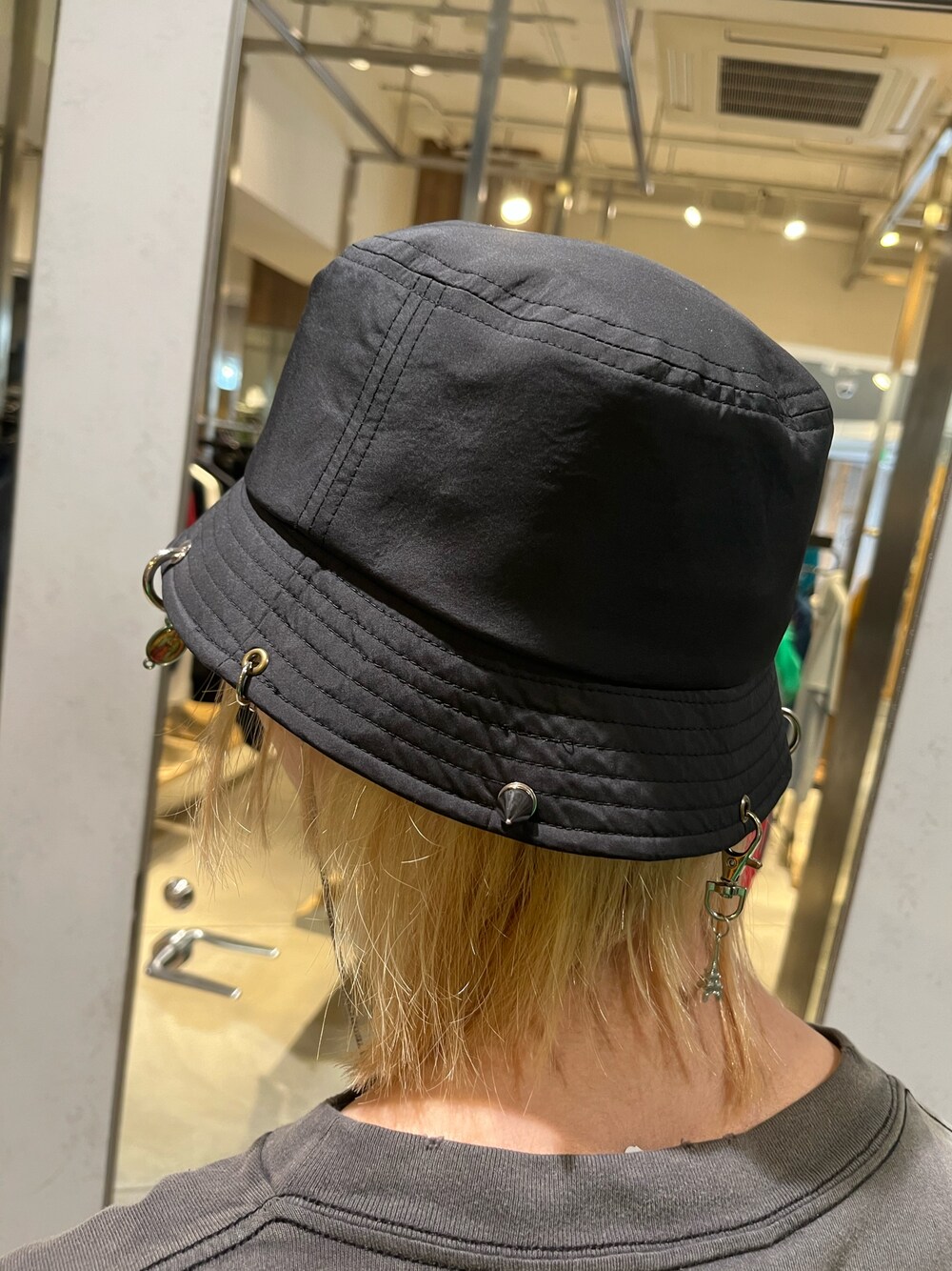 「休日スタイル、春服、春服コーデ、カジュアルコーデ」｜「bodysong.のアイテム（帽子、ブラック系）」を使った、hayato0717さん（メンズ・175cm）の春コーディネートの1枚目の写真