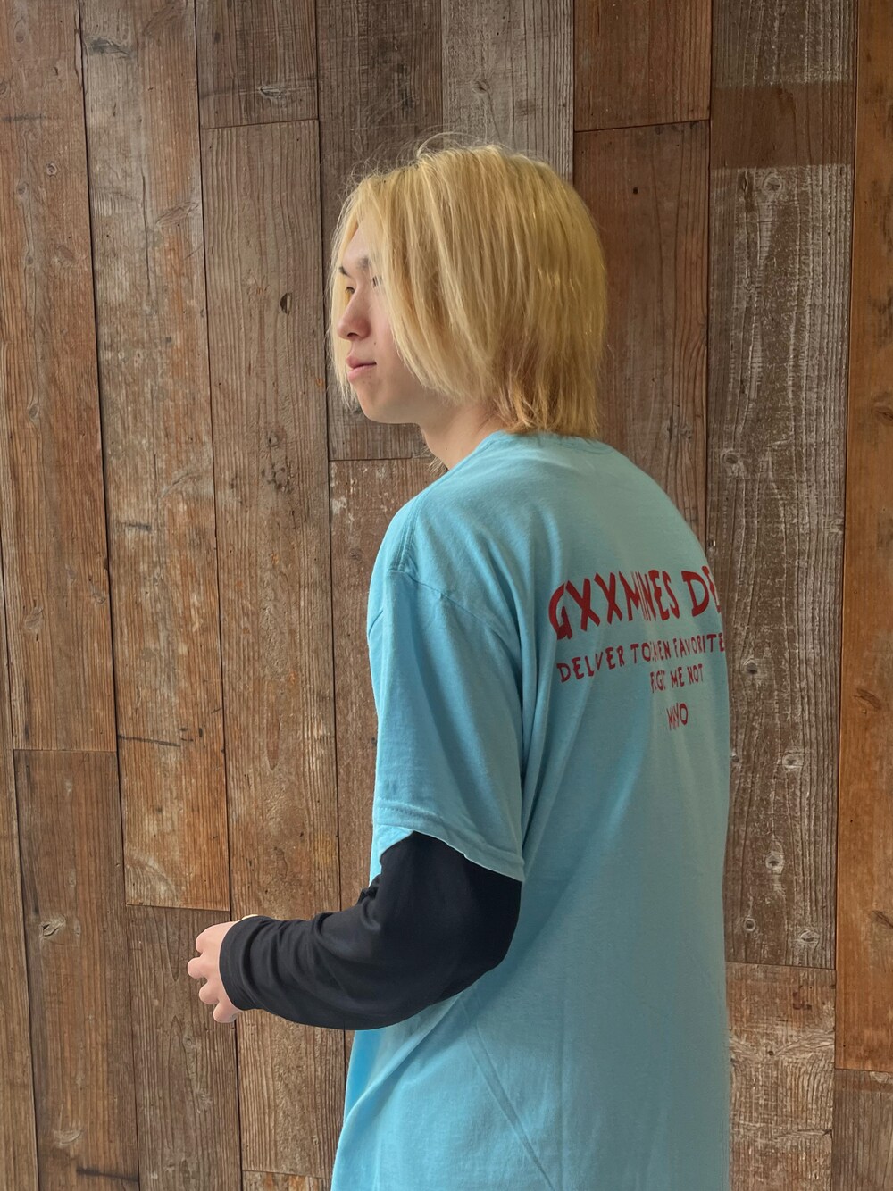 「メンズコーデ、シンプル、休日スタイル、大人コーデ、おしゃれさんと繋がりたい」｜「MAYOのアイテム（トップス、ブルー系）」を使った、hayato0717さん（メンズ・175cm）の春コーディネートの1枚目の写真