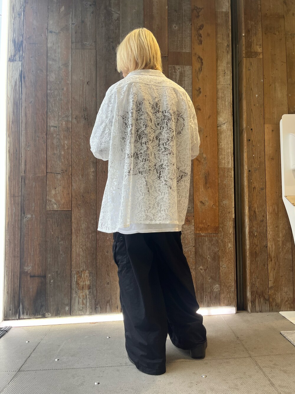「オトナカジュアル、シンプル、休日スタイル、メンズコーデ、春夏コーデ」｜「el conductorのアイテム（トップス、ホワイト系）」を使った、hayato0717さん（メンズ・175cm）の春コーディネートの1枚目の写真