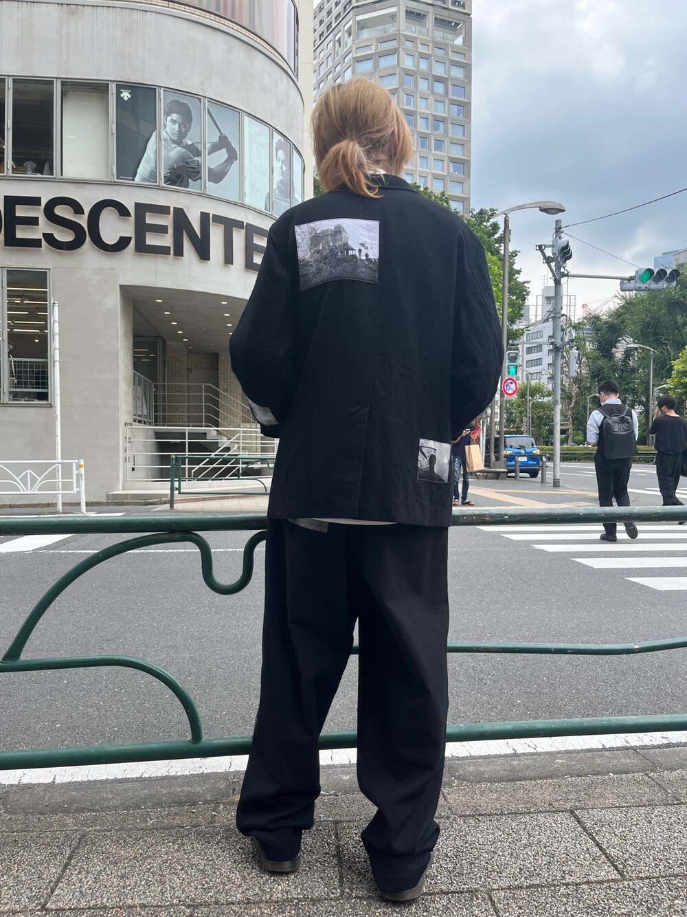 「カジュアルコーデ、シンプル、オトナカジュアル、休日スタイル、ROYAL FLASH」｜「UNDERCOVERのアイテム（パンツ、ブラック系）」を使った、hayato0717さん（メンズ・175cm）の夏コーディネートの1枚目の写真