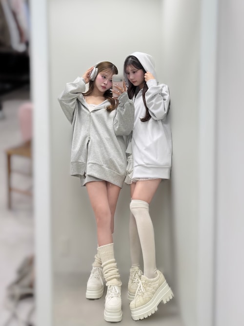 ゆるたぽシルエット/オーバーサイズグリッターパーカー（パーカー