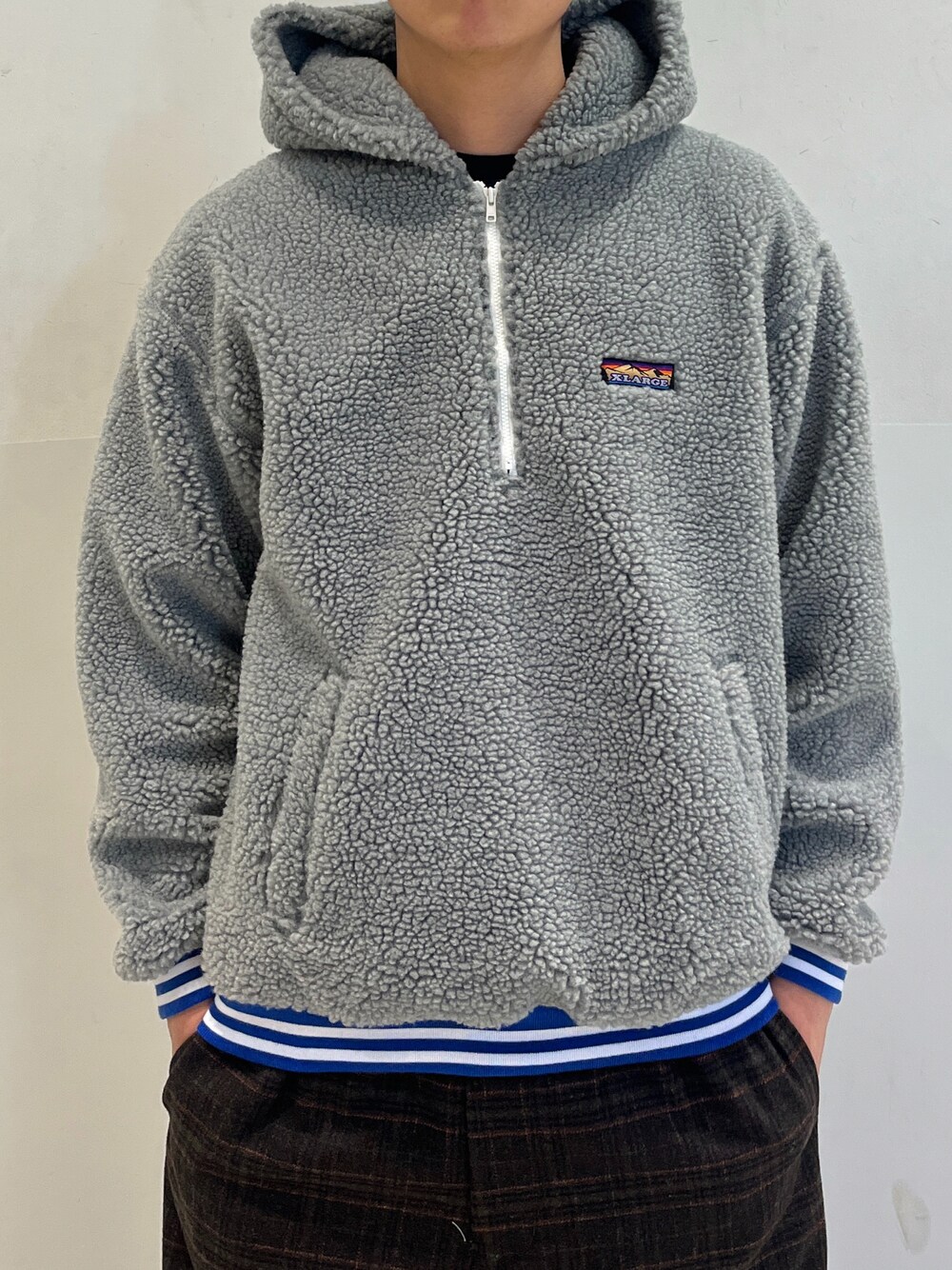 XLARGE（エクストララージ）の「HALF ZIP BOA HOODIE（ブルゾン