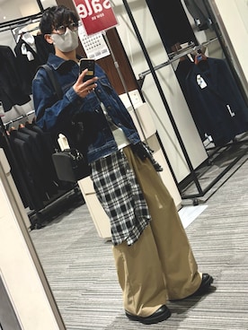 「アイテム（チノパンツ）」を使った、xi(相互)さん（メンズ・171cm）の秋コーディネート