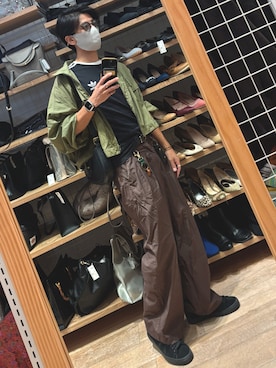 「アイテム（キーケース/キーアクセサリー）」を使った、xi(相互)さん（メンズ・171cm）の秋コーディネート