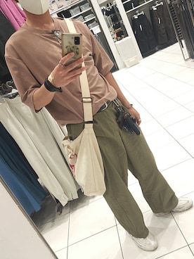 「CHUMS（チャムス）のアイテム（バッグ）」を使った、xi(相互)さん（メンズ・171cm）の夏コーディネート