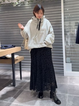 「アイテム（ピアス（両耳用））」を使った、HAYASHIさん（レディース・162cm）の秋コーディネート