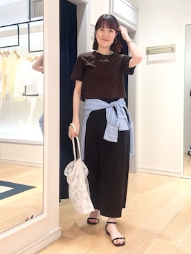 「NOLLEY’S Sophi（ノーリーズソフィ）のウォッシャブルMARSALAシアーストライプ3WAYシャツ（シャツ/ブラウス、ブルー系）」を使った、yamaguchiさん（レディース・163cm）の春コーディネート