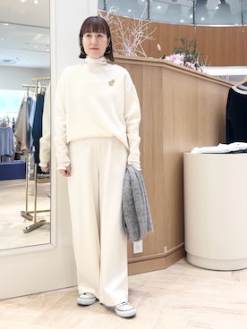 「アイテム（ブローチ/コサージュ）」を使った、yamaguchiさん（レディース・163cm）の冬コーディネート