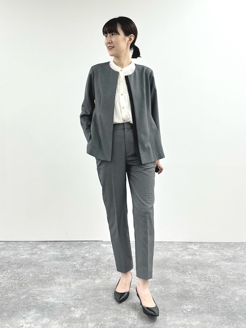 新品タグ付き チェスティ パールペプラムジャケット グレー 0サイズ