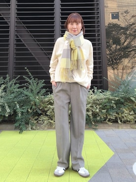 「アイテム（ストール/ショール）」を使った、yamaguchiさん（レディース・163cm）の秋コーディネート