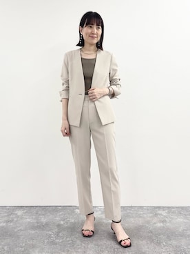 「NOLLEY’S Sophi（ノーリーズソフィ）の《セットアップ対応/UVカット/接触冷感》ウォッシャブルDry toro テーパードパンツ（その他パンツ、ベージュ系）」を使った、yamaguchiさん（レディース・163cm）の夏コーディネート