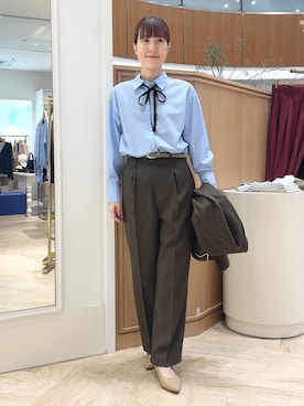 「青シャツ」｜yamaguchiさん（レディース・163cm）の秋コーディネート