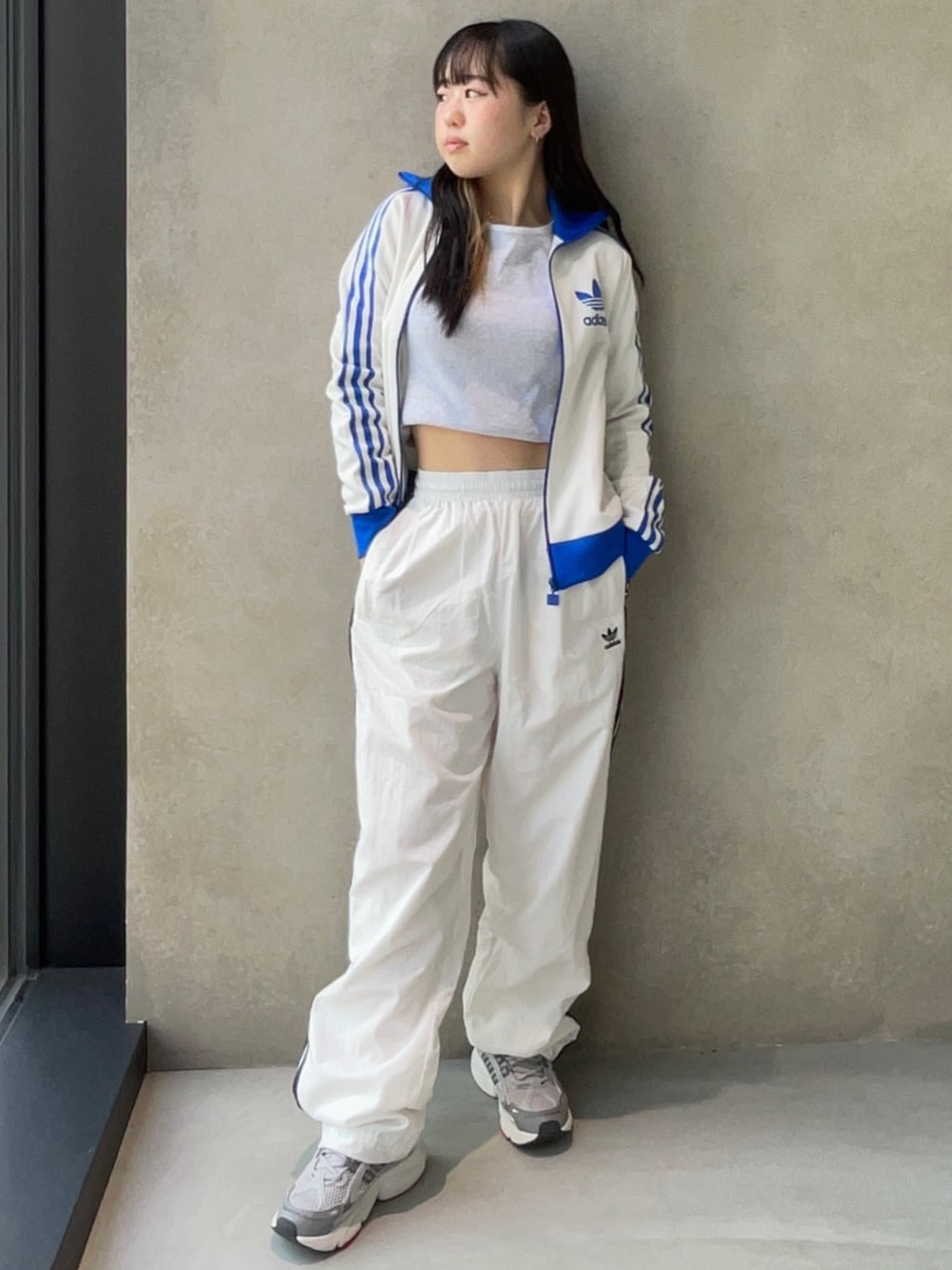 y2k00sベロアadidas3本線平成ギャルジップパーカーフェアリーグランジ adidas3本線平成ギャルジップy2kフェアリーグランジパンクロック