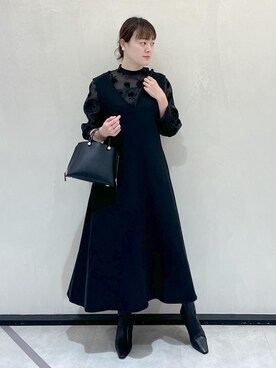 「ROPÉ」｜「アイテム（ジャンパースカート）」を使った、sahoさん（レディース・165cm）の秋コーディネート