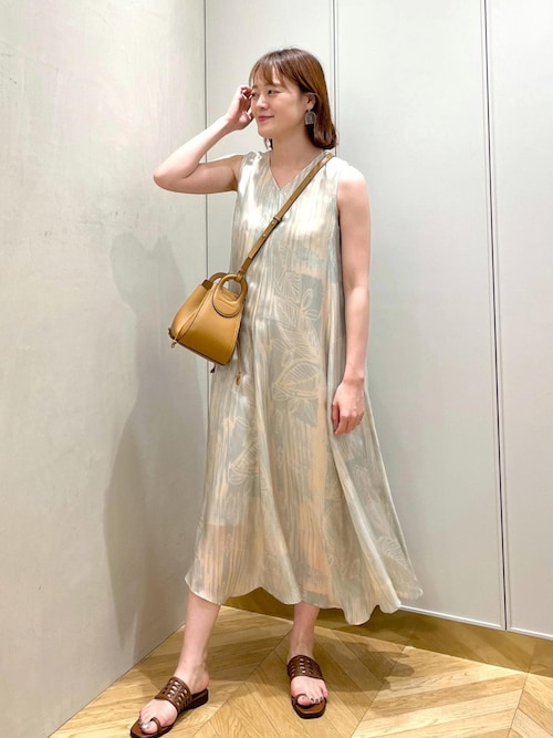 ロペ ROPE' イペカ IPEKER ニュアンスボタニカルAラインワンピース セール】【IPEKER】ニュアンスボタニカルAラインワンピース