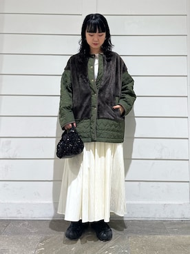 「スパンコール」｜「アイテム（ブルゾン）」を使った、YURIさん（レディース・163cm）の秋コーディネート