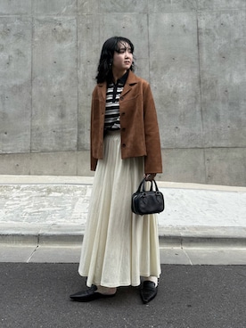 「スカートコーデ」｜「アイテム（ダウンジャケット/コート）」を使った、YURIさん（レディース・163cm）の秋コーディネート