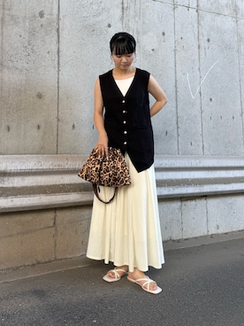 「アイテム（ベスト）」を使った、YURIさん（レディース・163cm）の夏コーディネート
