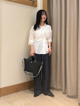 「fredy emue（フレディエミュ）のとろみカシュクールシャツ（シャツ/ブラウス、ホワイト系）」を使った、YURIさん（レディース・163cm）の春コーディネート