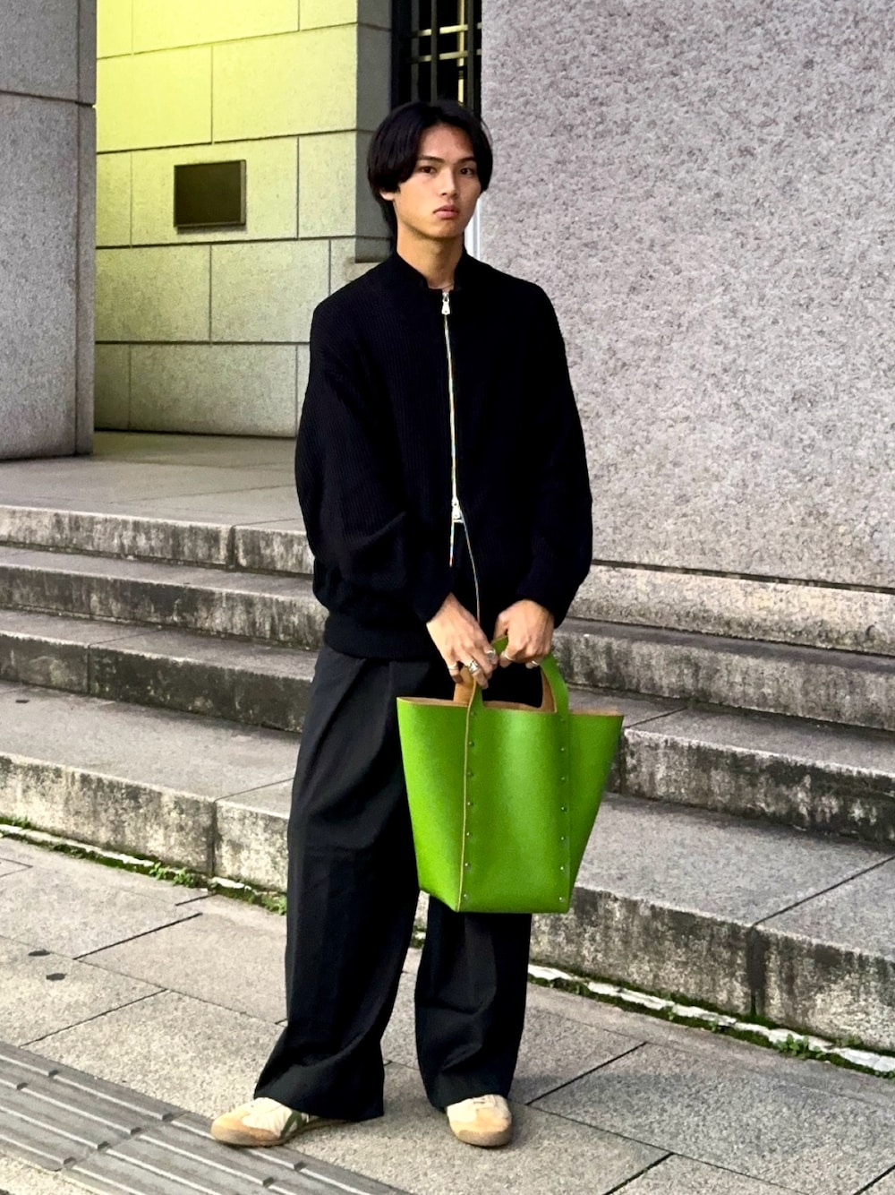 Hender Scheme（エンダースキーマ）の「assemble daikei hand bag L