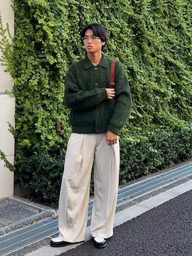 「アイテム（カーディガン/ボレロ）」を使った、KAMMAさん（メンズ・178cm）の秋コーディネート
