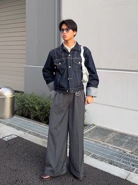 「Camphor wood（カンファーウッド）の２tuck wide baggy slacks / ２タックワイドバギーフレアスラックス（スラックス、グレー系）」を使った、KAMMAさん（メンズ・178cm）の春コーディネート
