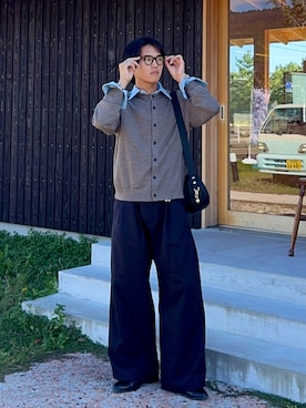 「アイテム（カーディガン/ボレロ）」を使った、KAMMAさん（メンズ・178cm）の秋コーディネート