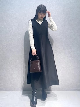 「ROPE'（ロペ）の【雑誌掲載】【一部WEB限定】ナロースクエアトゥストレッチヒールショートブーツ（ブーツ、ブラック系）」を使った、kahoさん（レディース・160cm）の秋コーディネート