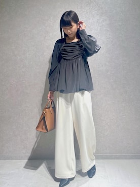 「ROPE'（ロペ）のサイドメタルミドルトート（トートバッグ、イエロー系）」を使った、kahoさん（レディース・160cm）の秋コーディネート