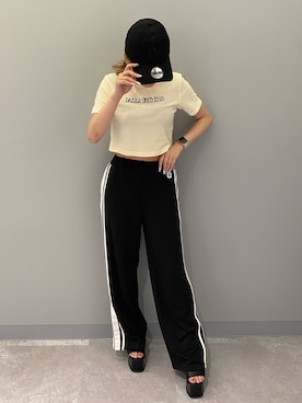 「NEWERA EK COLLECTION（ニューエライーケーコレクション）のアイテム（キャップ）」を使った、中田鈴乃さん（レディース・157cm）の夏コーディネート