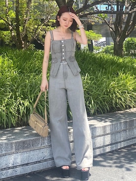 中田鈴乃さんの（EMODA | エモダ）を使ったコーディネート